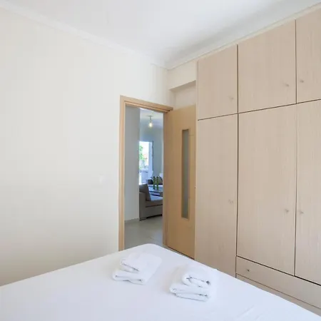 Darina Apartment *